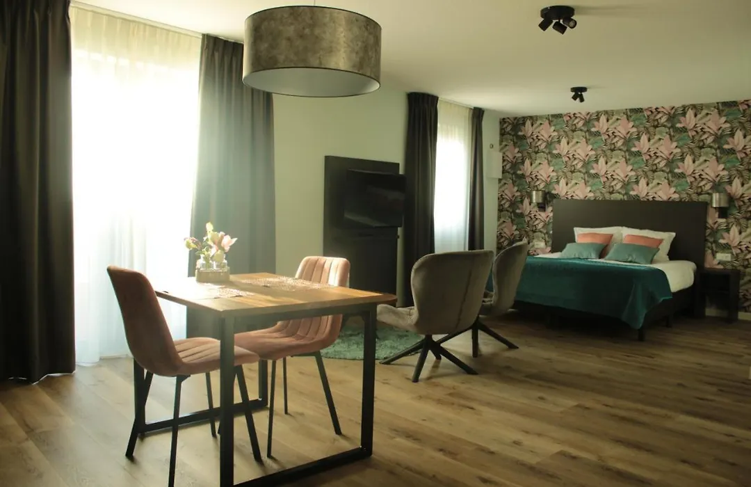 Studio Sis - Aparthotel-1